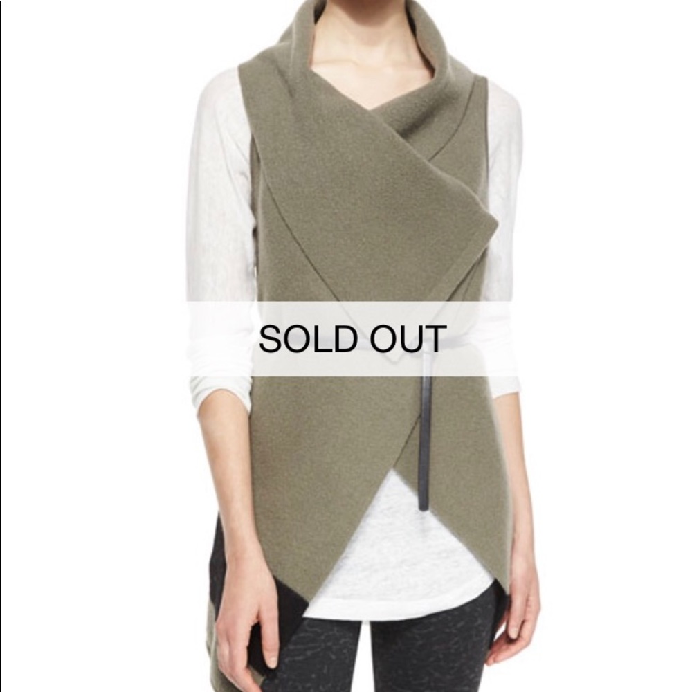 Joie belted vest